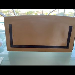 Coccinelle Ladies handbag- CLASSSY..LOOKS NEW